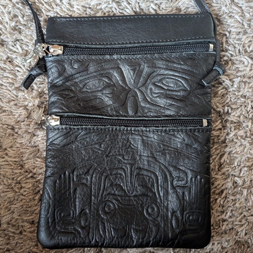 Black Leather Embossed Crossbody Bag - Sleek Everyday Carry - Picture 11 of 15